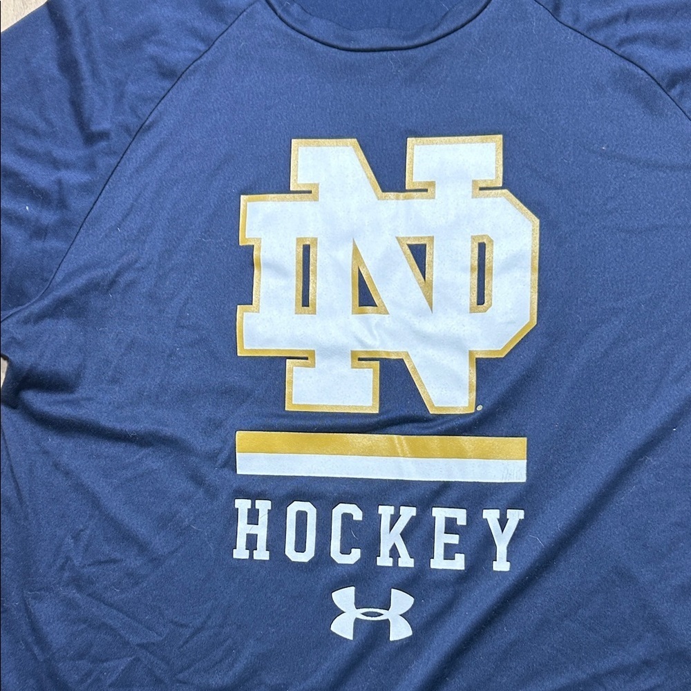 Notre Dame Under Armour Men's Navy and Gold Hockey Tee - Picture 2 of 6